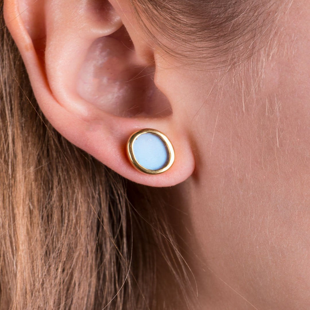 2--a-sa-c1-gold-butterfly-earrings-iridescent-blue-circle-morpho-didius