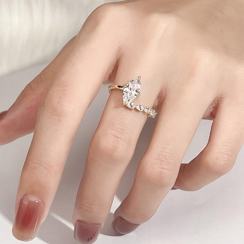 Gold 1ct Marquise Diamond Ring with Side Accents