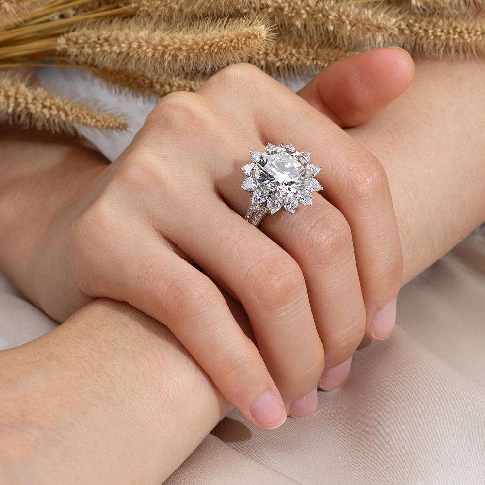 Celestial Halo Round Diamond Ring
